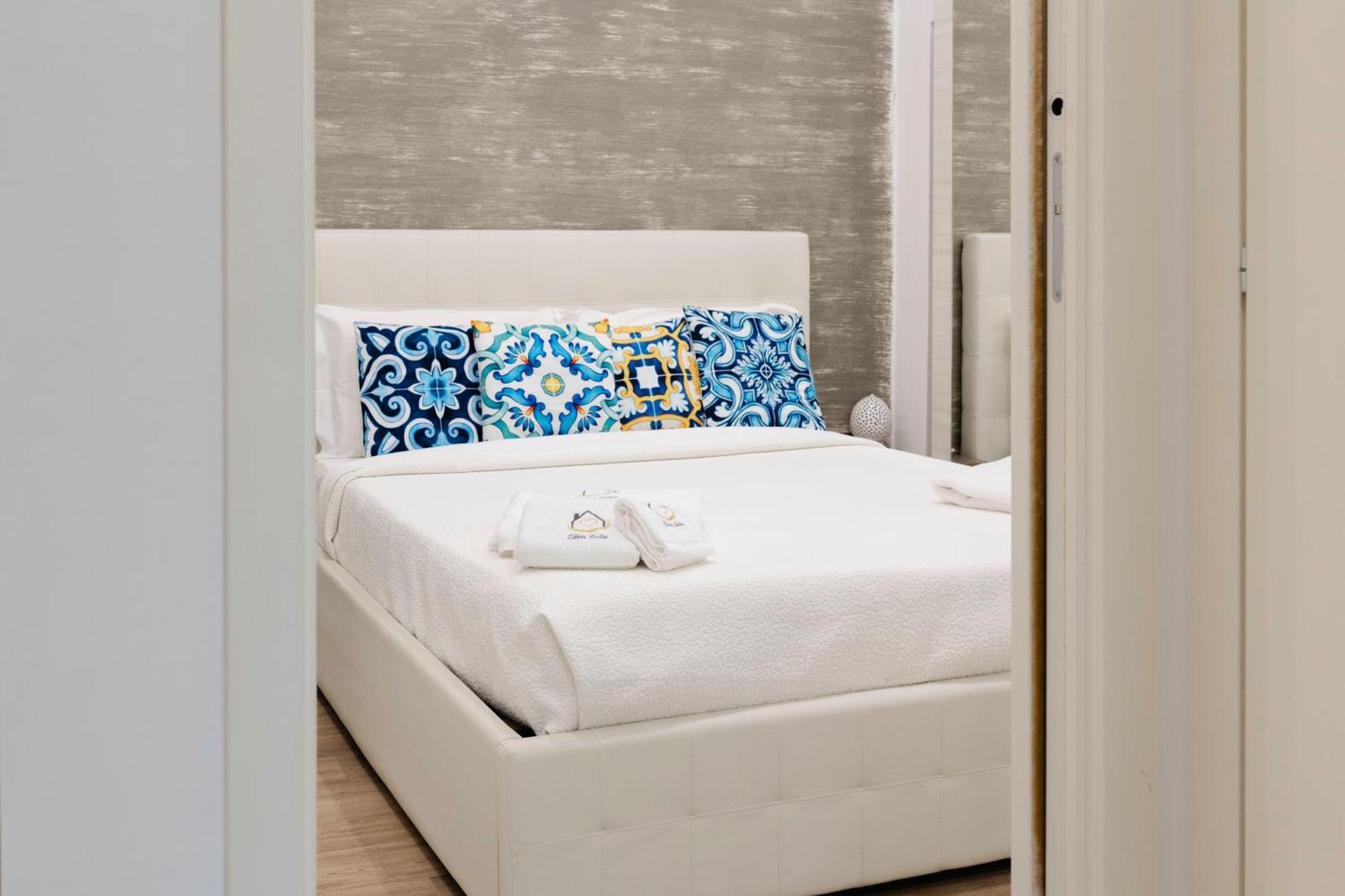 Eden Suite - Central Apartment With Balcony - Molfetta Exterior photo